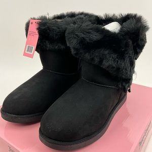 Juicy Couture Women’s Black Boots Size 7 JC-King New In Box